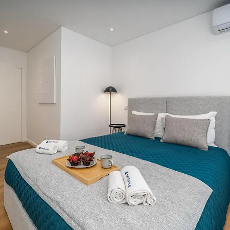 Elegant Retreat With Pool & Terrace By Hostwise *