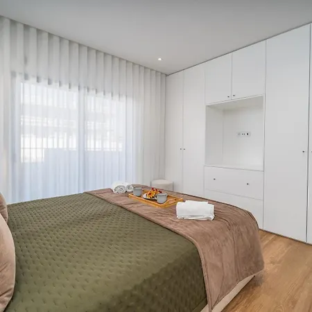 Elegant Retreat With Pool & Terrace By Hostwise Alvor